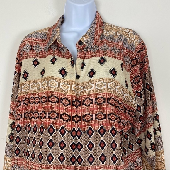 NWT CHICO’S Exquisite Patterns Tunic Shirt Lightweight Button Aztec Print 3 XL - Picture 3 of 7